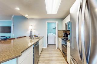 Spacious condo with views pool beach access & private fishing pier - 3