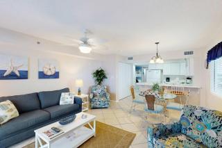 Gulf & Beachfront Condo wBalcony Central AC Shared Hot Tub Pools Free WiFi - 0