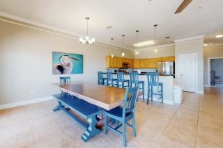 Large beachfront home with pool deck & AC - wedding-friendly - 3