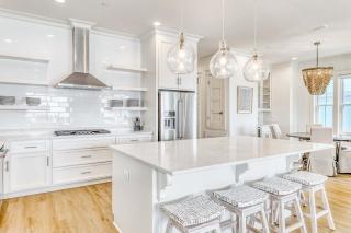 Luxurious Gulf-front home w private plunge pool steps from the beach - 7