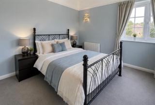 2 Bed City Center Apartment Near Station with Parking - 5