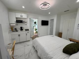 Lumina Garden Studio - 5