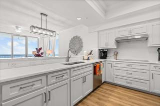 Gulf front condo with pool beach access and wrap around balcony - 2