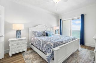 Gulf front condo with pool beach access and wrap around balcony - 1