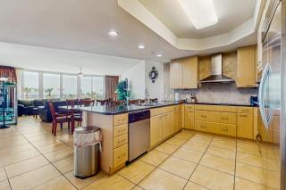 Beachview condo with lazy river marina multiple pools and internet - 1