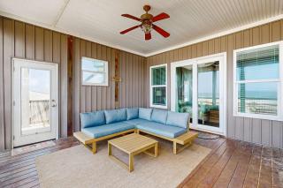 2nd-floor Gulf front home with deck beach & Gulf views AC washer dryer & WiFi - 8