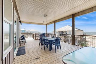 2nd-floor Gulf front home with deck beach & Gulf views AC washer dryer & WiFi - 6