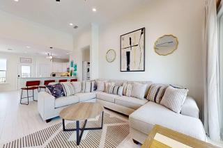 Dog friendly home with private heated pool and grill - 6