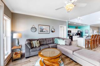 Bayfront home with wraparound deck & great water views - dog-friendly - 3