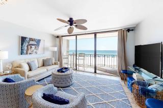 Beachfront beauty with private balcony beach access & shared pool hot tub - 0