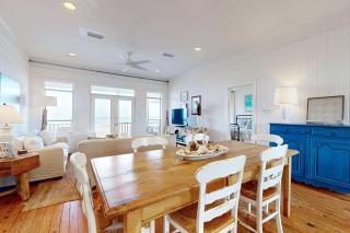 Chic Waterfront Dauphin Island cottage on white sandy beach - 3