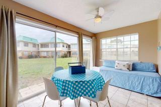Condo with WiFi boardwalk to beach Gulf view pool & picnic area - 4