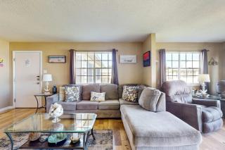 Family-friendly beachfront getaway with a stainless kitchen & shared pool - 5