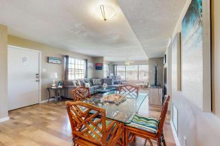 Family-friendly beachfront getaway with a stainless kitchen & shared pool - 2