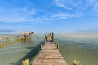 Island Gem on the Water With Private Dock Large Deck Gas Grill & WiFi - Dogs OK - 8