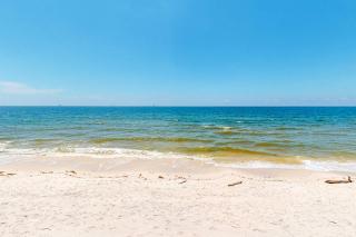 Beautiful beach house with Gulf views covered deck central AC and free WiFi - 8
