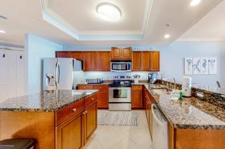 Gulf-front condo with a beach view pools hot tub tennis & fitness room - 3