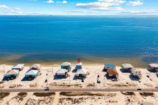 Gulf-front home with double balcony W&D internet & amazing views - dog-friendly - 7