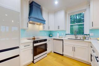 Exquisite waterview duplex with bunkroom internet and grill - 5
