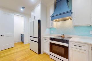 Exquisite waterview duplex with bunkroom internet and grill - 4