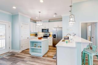 Amazing Gulf-front home on the beach with grill & washer dryer - dog-friendly - 2