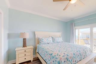 Amazing Gulf-front home on the beach with grill & washer dryer - dog-friendly - 1