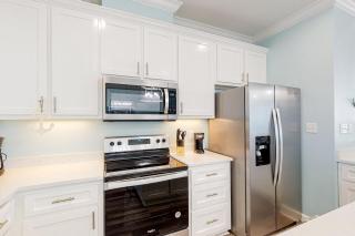 Amazing Gulf-front home on the beach with grill & washer dryer - dog-friendly - 1