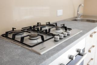 Bright 1Bed with Shared Heated Indoor Pool & Gym - 2