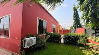 FranGee gold house with cool breeze & solar backup - 3
