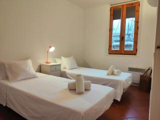 R.G. Central Tranquil 1BR apt. 2BEDS. La Rambla - 4