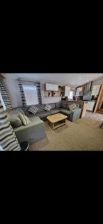 Pj'S BUCKINGHAM HOLIDAY HOME - 0