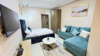 Happy Lodge Shortlets & Suites, Freedom Way, Lekki phase 1 - 1