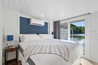 On The Water Retreat with a Private Dock - 4