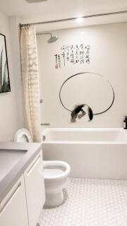 Cozy & Moden Downtown Condo in Vancouver - 6