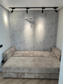 5 Min to Airport Apartment - 3