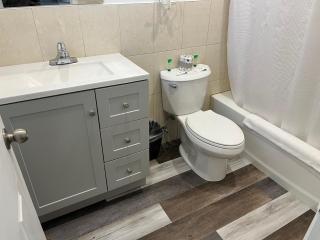 Cobourg Inn - 5