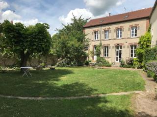 Maison de famille à 1h de Paris - 2