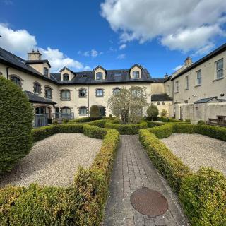 Modern 2BR Apt - Near K Club & Naas Racecourse - 3