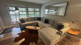 Whistler Beautiful, Modern &Spacios Condo - 7