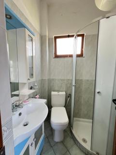 Durrah Beach Rooms - 9