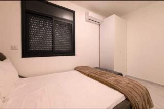 3bdr house in heart of jlm with scelter in the building - 1