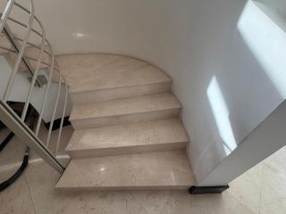 Elegant 5BR Villa with Private Pool & Private Beach Access Durrat Al Bahrain - 6
