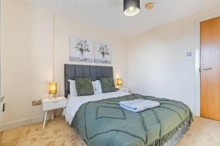 Stunning Duplex in Nottingham Centre - Sleeps 12 - 3