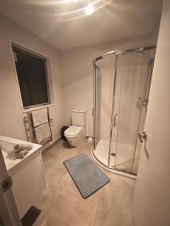 Azure Soar - University & Riccarton Central - B&B Private Ensuites - 8