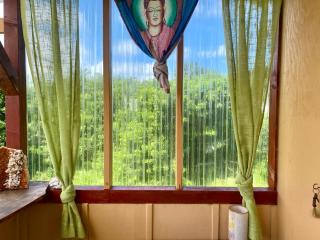 Artsy Cabin on Organic Farm - 3