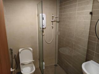 1 Queen Studio Level 8 Kozi Square B8-28 I - 4