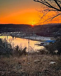 Lakes, Links, and Luxury at the Landing Overlook. - 1