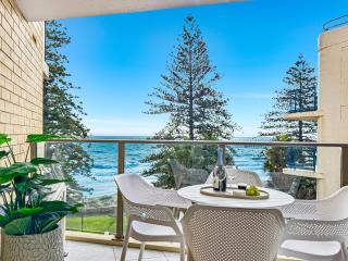 Glenelg Panorama - Seaside Bliss with Jetty Views - 7