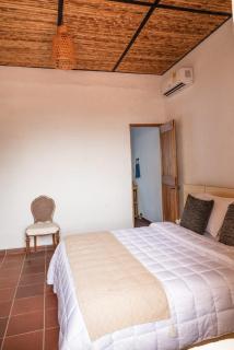Casa Colonial con terraza para 6 personas, Cali - 5