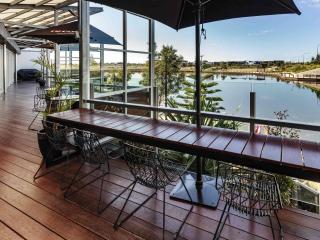 Mercure Sunshine Coast Kawana Waters - 9